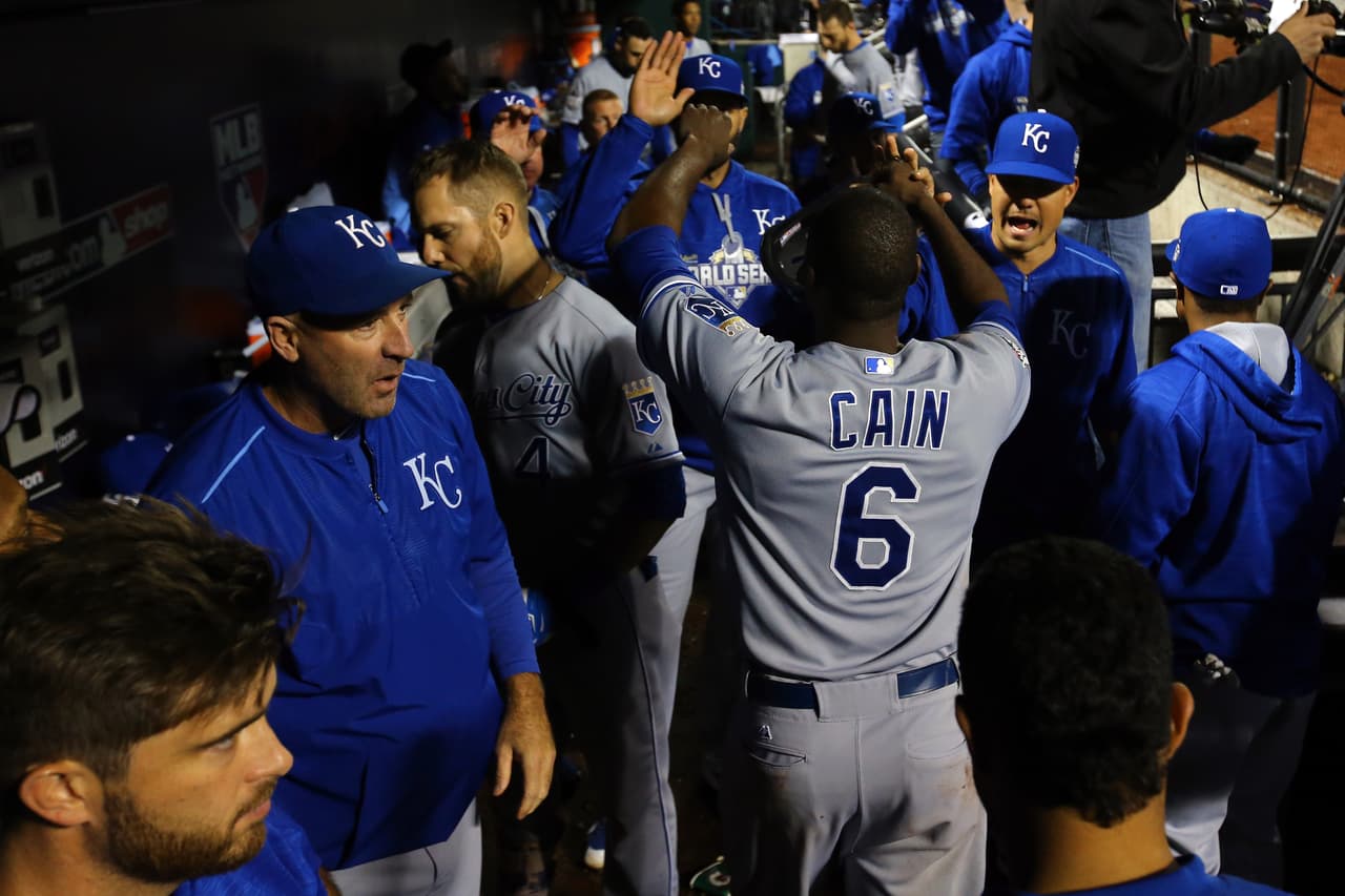 Pero en el noveno inning los Royals vinieron de atrás y empataron el juego a dos.