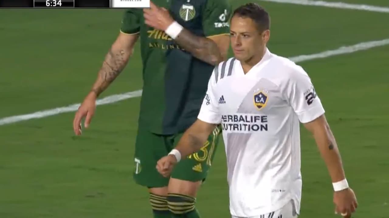 ¡Qué cerca! Portero de Portland le ‘roba’ golazo a Chicharito