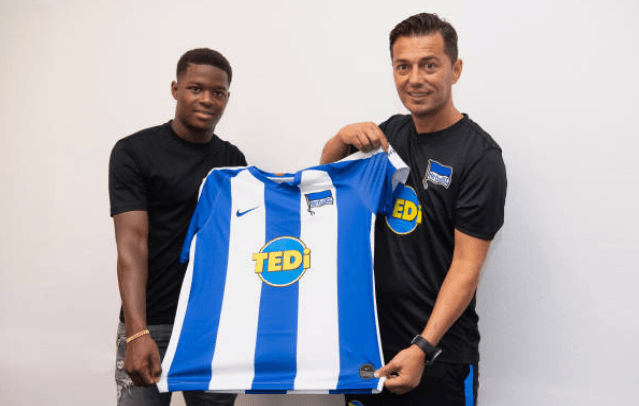 El Herta Berlin firmó al joven jugador de 18 años holandés,
<b> </b>Daishawn Redan, tras haber llegado a un acuerdo con el Chelsea. El delantero que se unió al equipo londinense en 2017 toma una nueva aventura en la capital alemana. La operación se cerró por 2.5 millones de euros.
