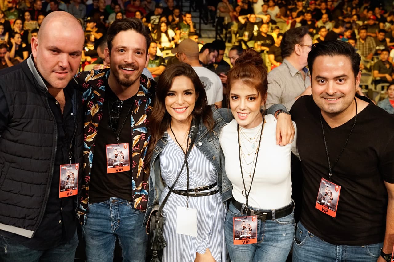 La belleza y la sensualidad de las mujeres del ring y de algunas de las asistentes en Combate Américas fue un ingrediente que le dio más color al encuentro de artes marciales mixtas.