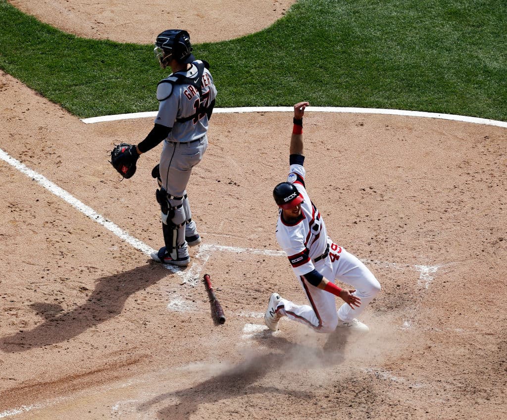 Ryan Cordell anotaba una carrera para los Chicago White Sox en el octavo inning.