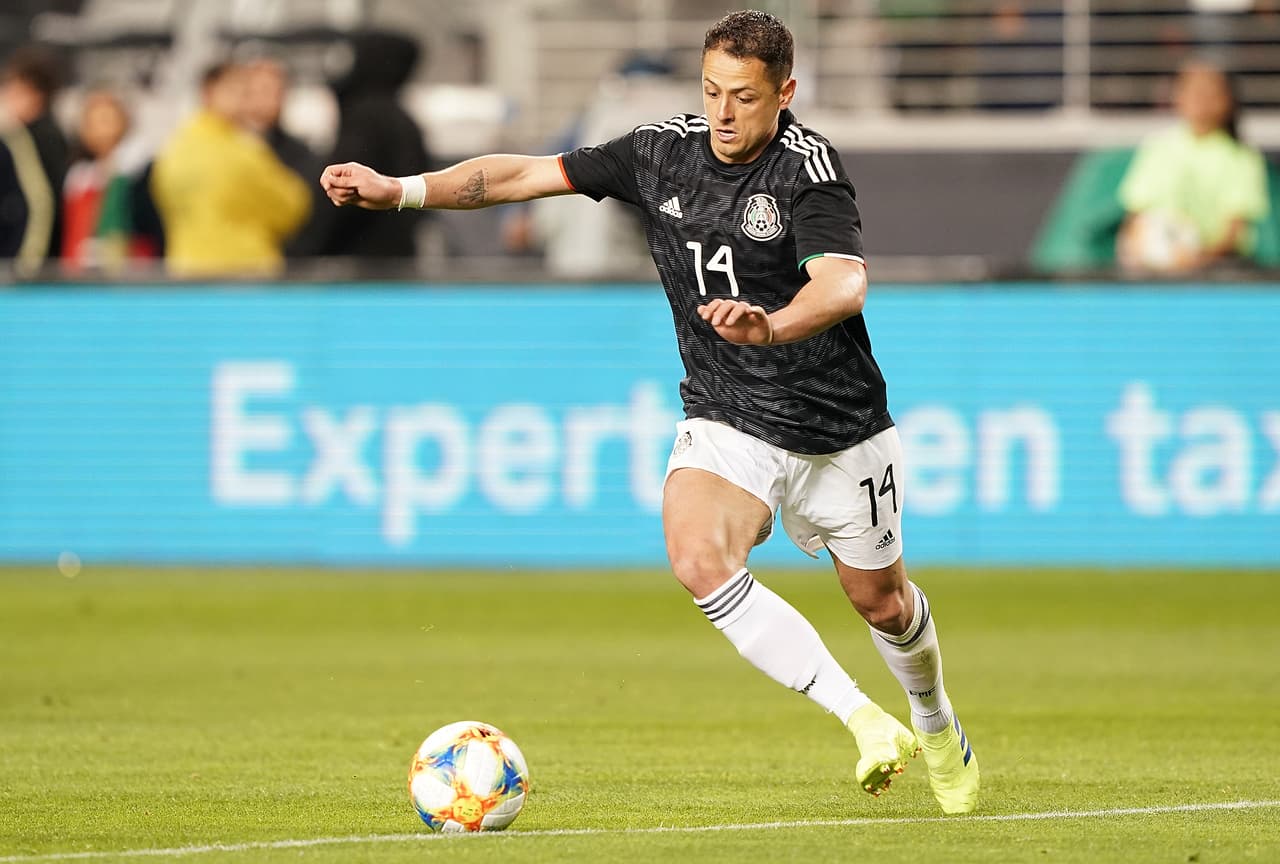 1. Javier 'Chicharito' Hernández: 42.4 por ciento. Subió frente a 2018 en la misma encuesta cuando tuvo 46.2 por ciento.