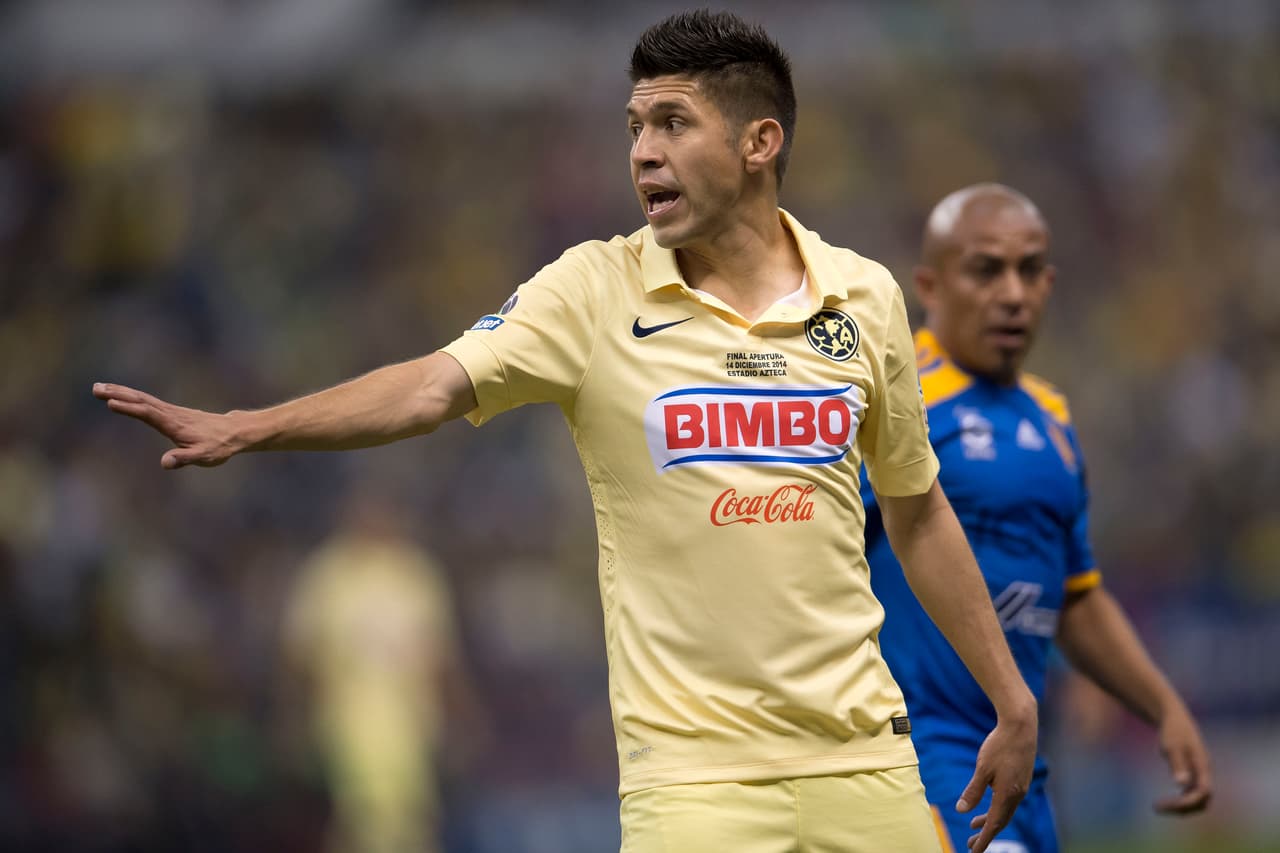 Oribe Peralta, el delantero de las Águilas fue una de las figuras del equipo en la pasada temporada, su capacidad de remate ya sea con pie derecho o izquierdo lo hacen un arma peligrosa para las metas rivales.