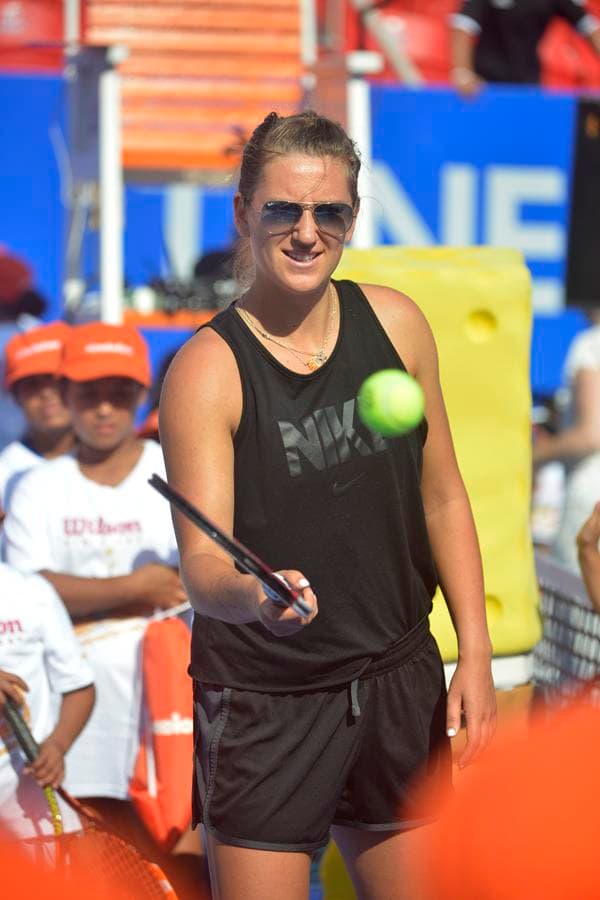 La bielorrusa Azarenka compartiendo con los pequeños en el Kids Day.