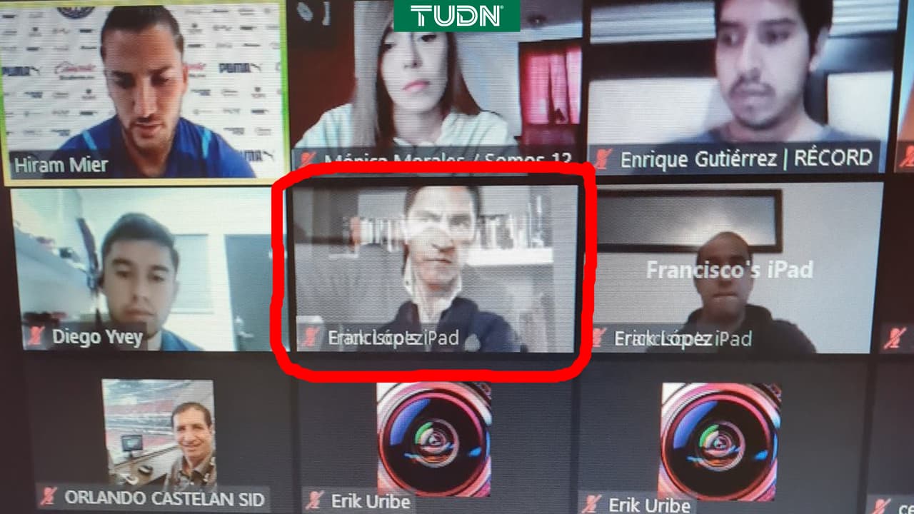 ¿Se equivocó de link? Palencia se conecta a conferencia de Chivas