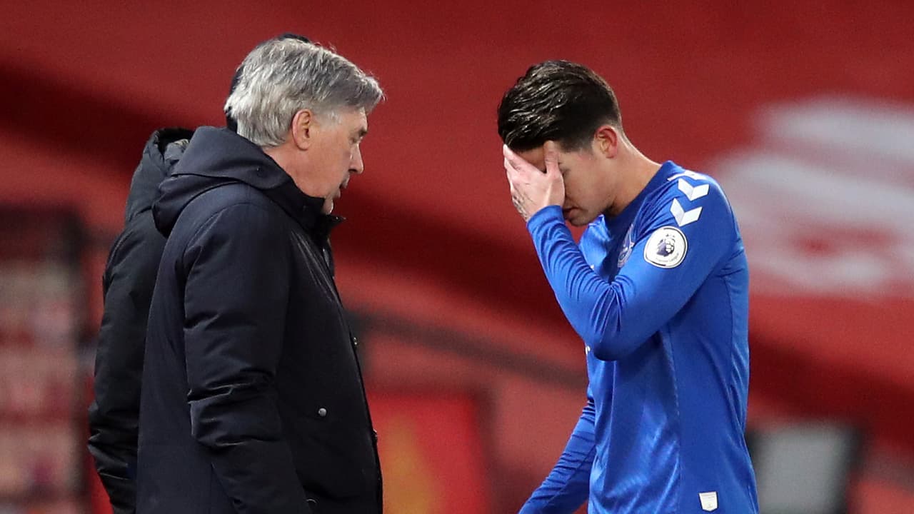 Ancelotti explica por qué sacó a James ante el United