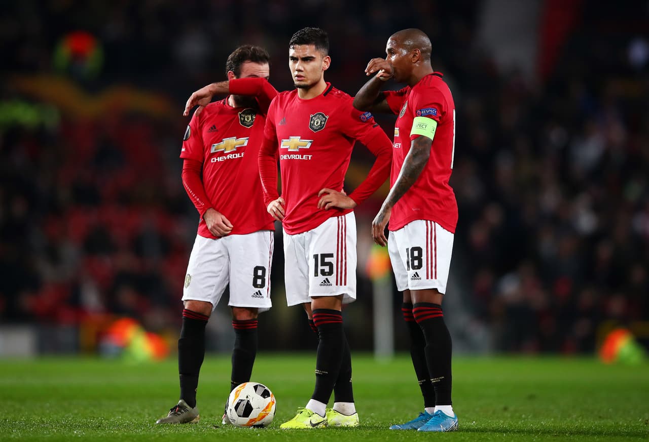 Young (53’) abrió el marcador y Greenwood (58’, 64’) anotó los dos siguientes goles. Juan Mata (62’) cobró un penal para sellar la goliza.