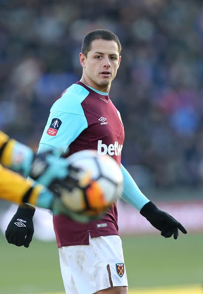 Javier 'Chicharito' Hernández jugó 70 minutos en el encuentro en el que el West Ham empató sin goles ante el Shrewsbury Town en la FA Cup.
