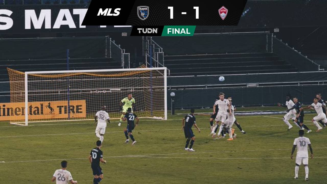 Alanís fue titular, recibió una amonestación y jugó todo el partido