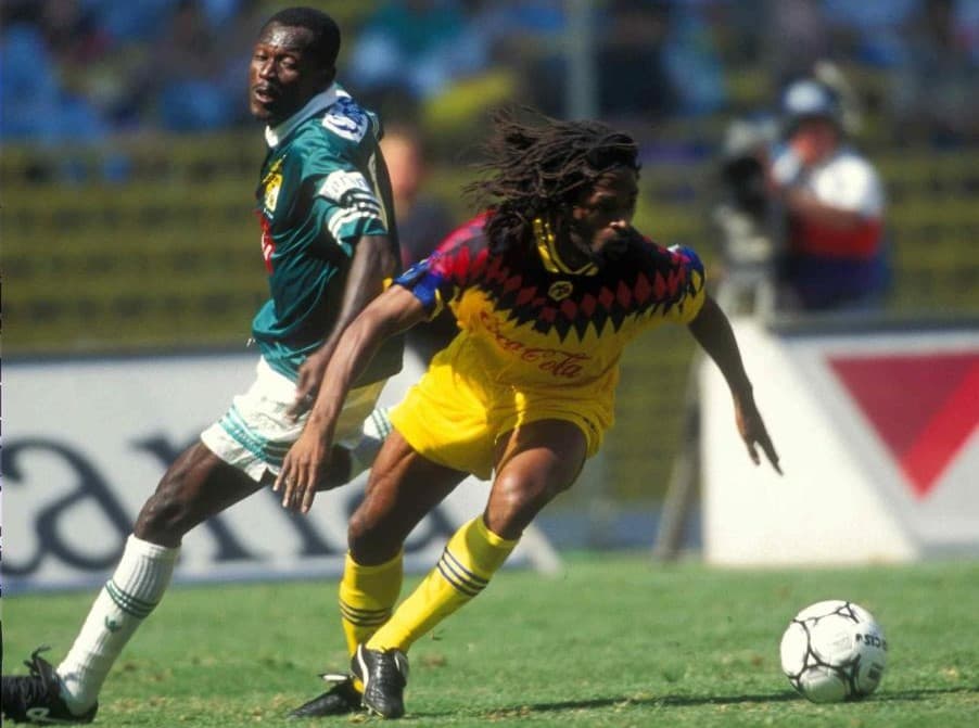 Jean Claude Pagal. El mundialista con Camerún en 1990 arribó al cuadro de coapa para jugar 6 partidos.