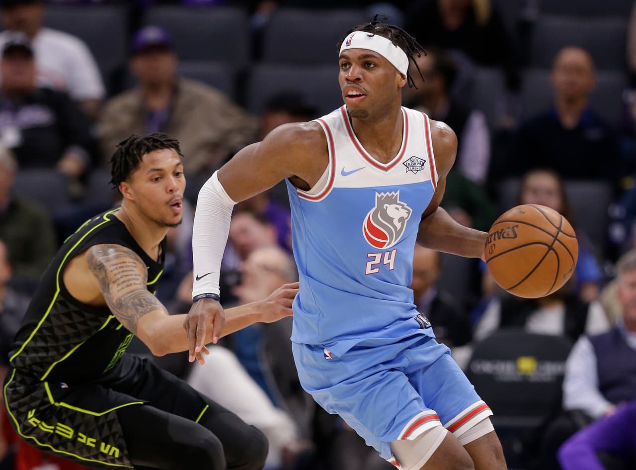 Los Sacramento Kings le ganaron a los Atlanta Hawks por 105-90 en el Golden 1 Center.