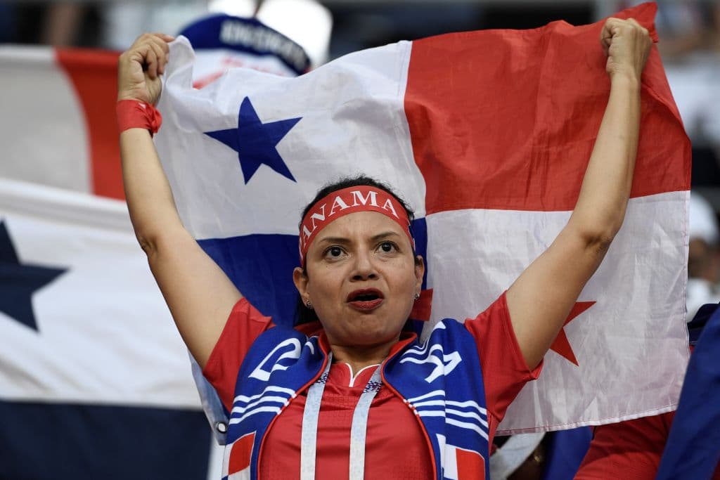 Orgullo, pasión y esperanza. Tres elementos con los que aficionados tanto de Panamá como de Túnez acudieron a Mordovia Arena para apoyar a los suyos y volver a casa con una alegría qué contar.