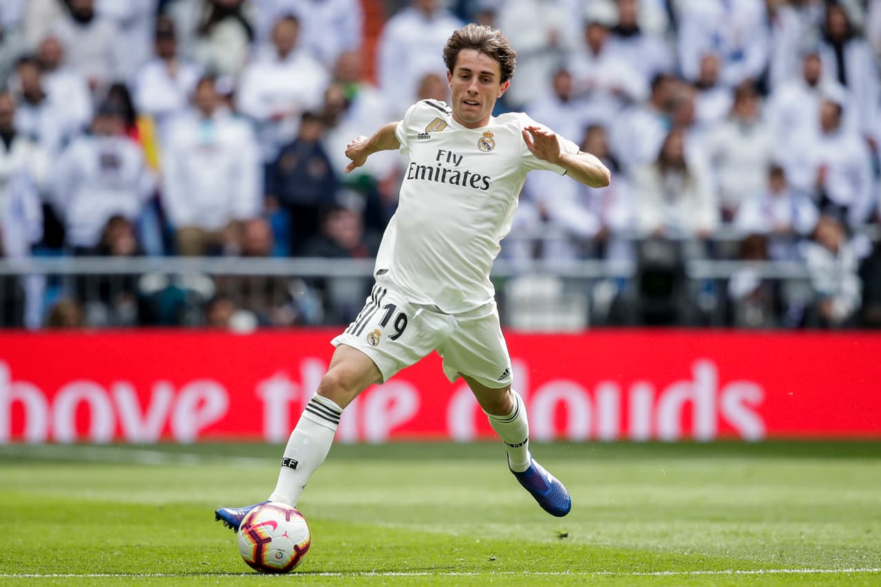 Oficial: Real Madrid cede a Álvaro Odriozola al Bayern Munich