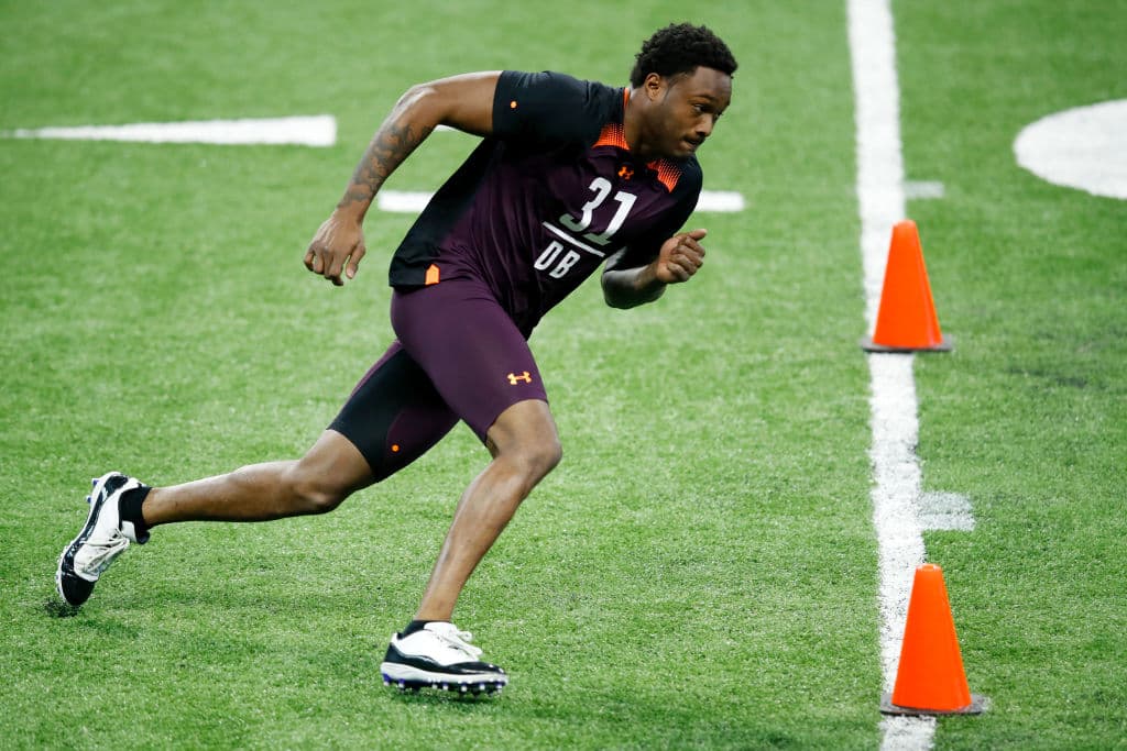 A los jugadores se les practican tests de personalidad y se hurga en su ineterior para descubrir quiénes son en realidad, qué esperar de ellos cuando las cosas no vayan bien y saber que son mentalmente maduros y estables.