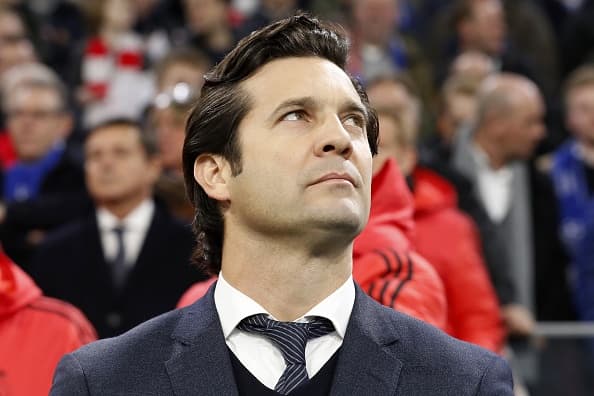 Solari no oculta sentirse "encantado" por la renovación de Valverde y Simeone