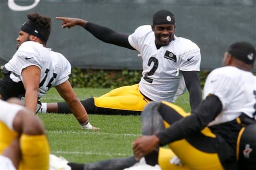 Michael Vick salió a la cancha por vez primera vistiendo el uniforme de los Steelers. Checa las imágenes.
