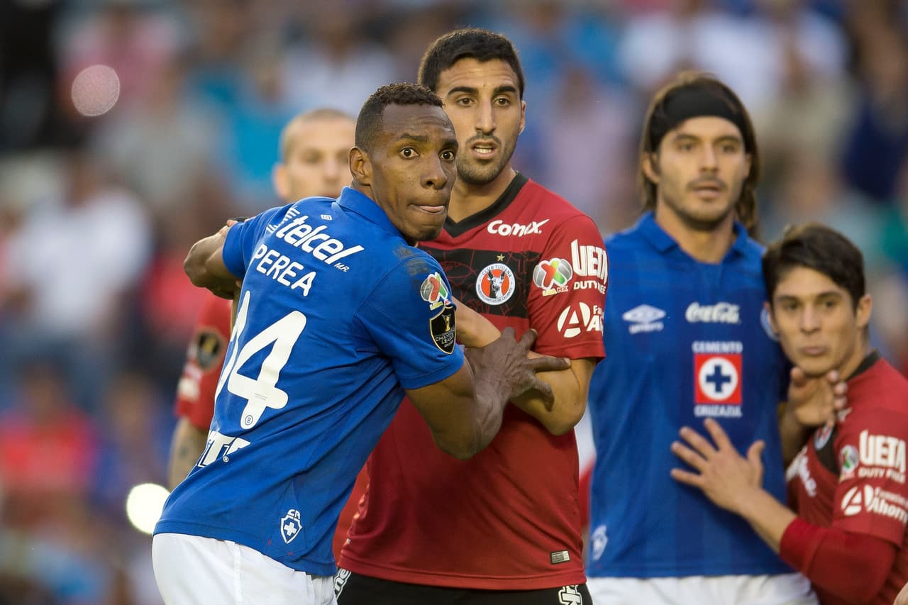 Fueron ocho temporadas como colchonero para ponerse la playera del Azul en la Liga MX.