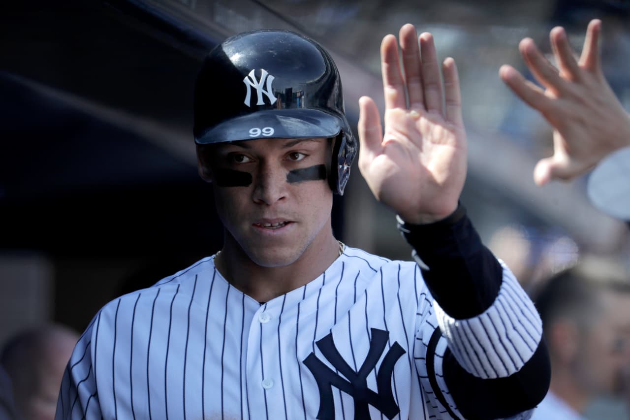 New York Yankees se impusieron 7-2 contra Baltimore Orioles en el arranque de la temporada, en un Yankee Stadium que tuvo la visita del panameño Mariano Rivera en la fiesta del triunfo.