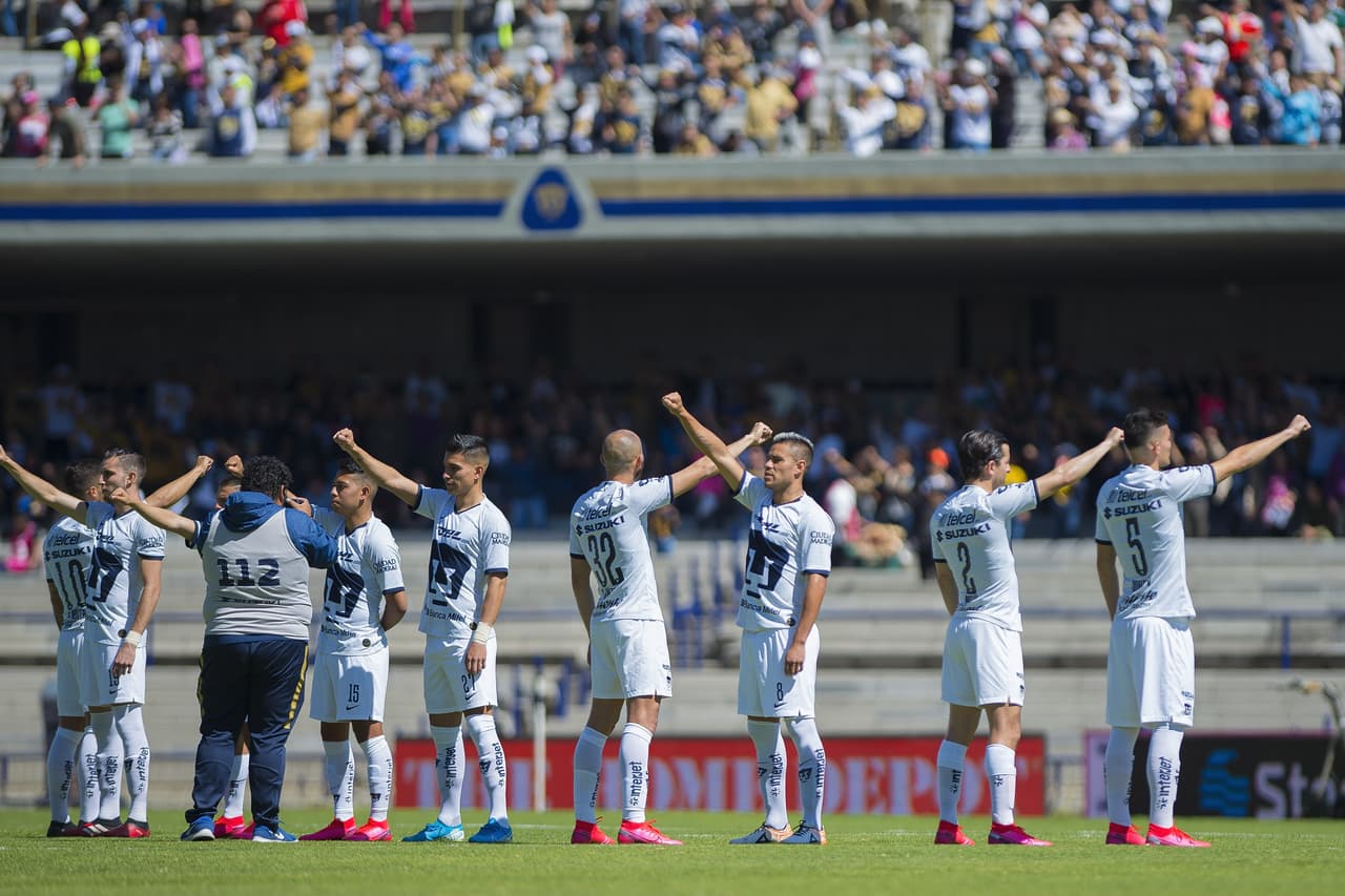 Pumas golea y vence a San Luis 4-0. Con doblete de Carlos Gonzalez, gol de Fabio Álvarez y Juan Ignacio Dinenno, los universitarios se colocan como segundos de la tabla en la Liga MX.