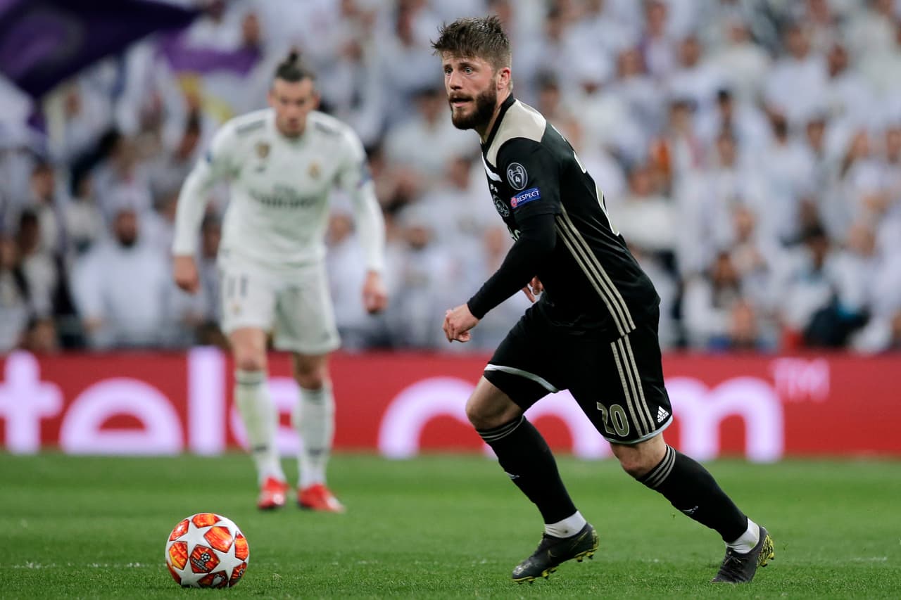 Mediocampista: Lasse Schöne (Ajax)