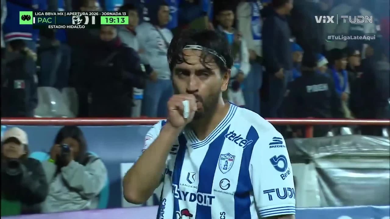 ¡Golazo del Pachuca! Francisco Venegas le pega con rencor para el empate a un gol