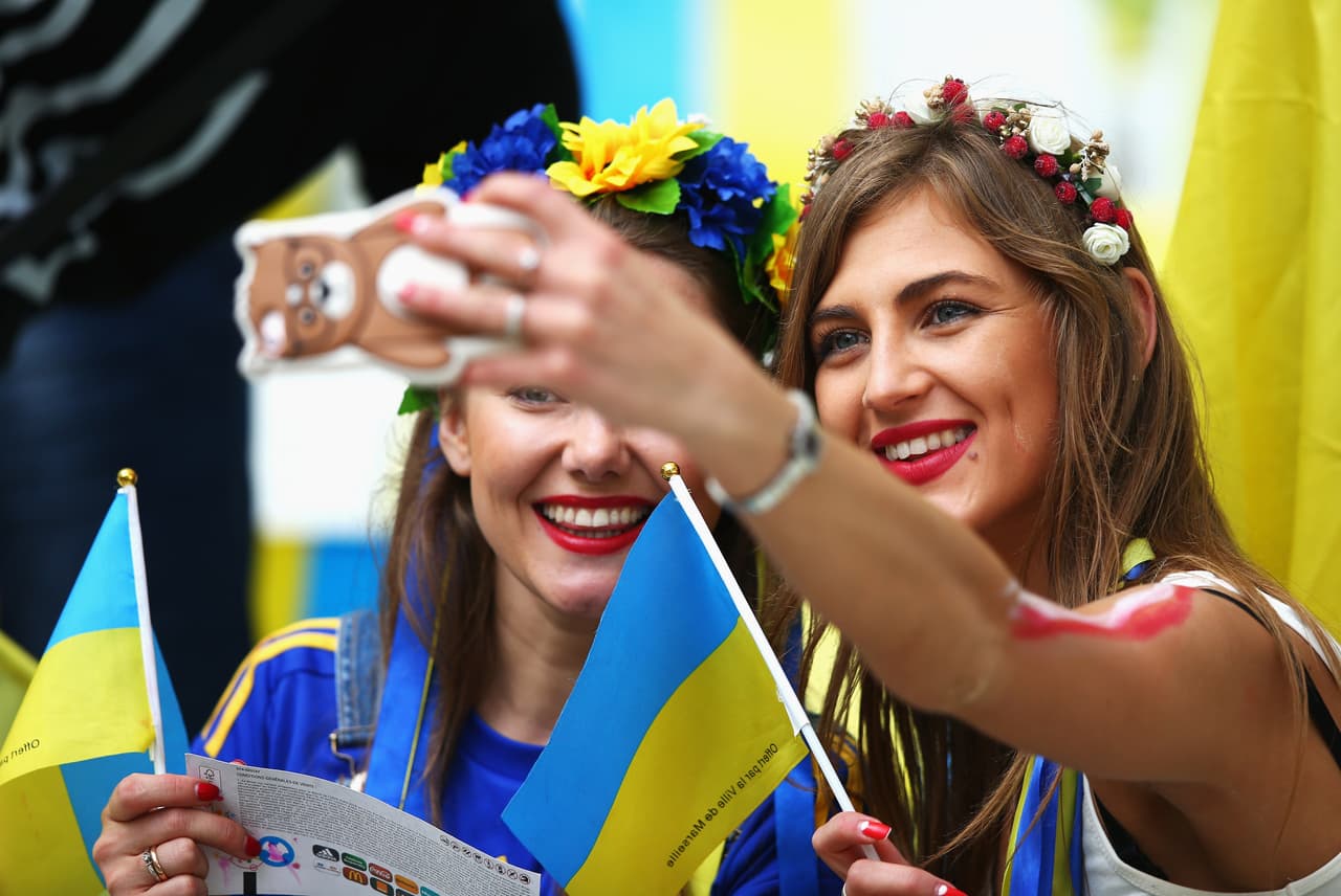 Ellas pusieron el toque bello en la jornada 12 de la Eurocopa en Francia.