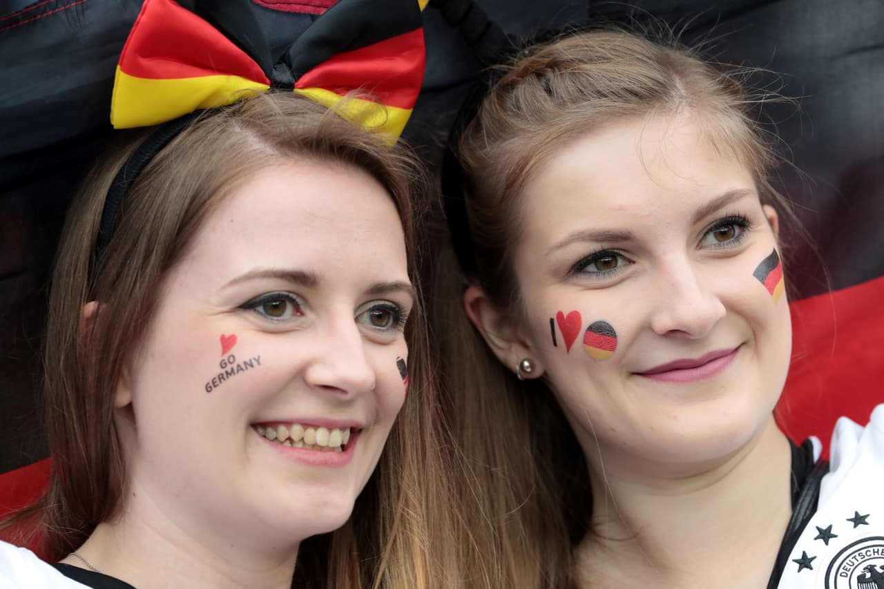 Ellas pusieron el toque bello en la jornada 12 de la Eurocopa en Francia.