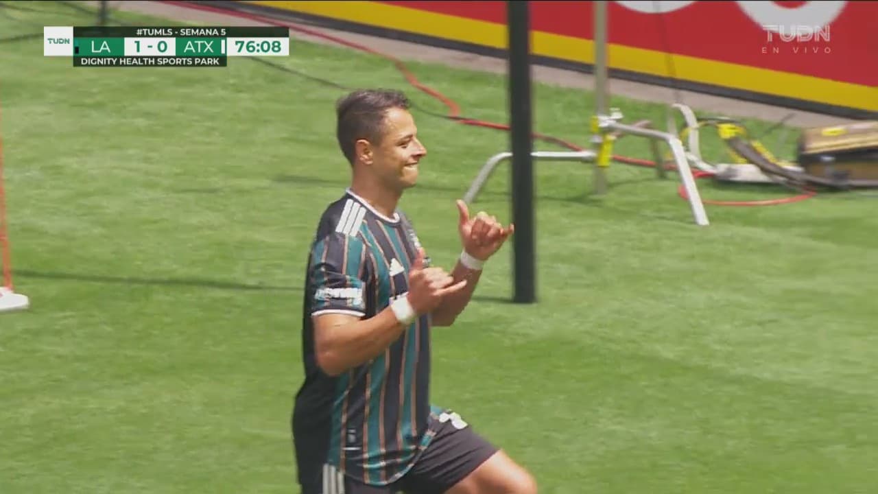 ¡El goleador! 'Chicharito' Hernández consigue el 2-0 de LA Galaxy