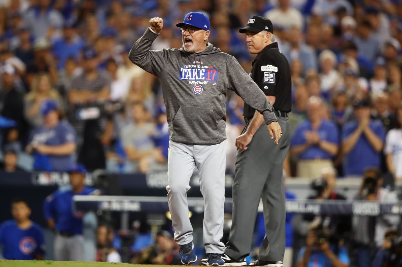 Como consecuencia de esta jugada, Joe Maddon, manager de los Cachorros, fue expulsado del juego por sus reclamaciones.