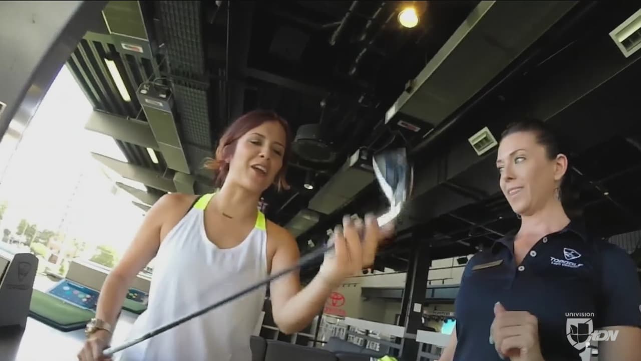 Contacto Conquista: Adriana Monsalve se le midió a jugar golf en Las Vegas