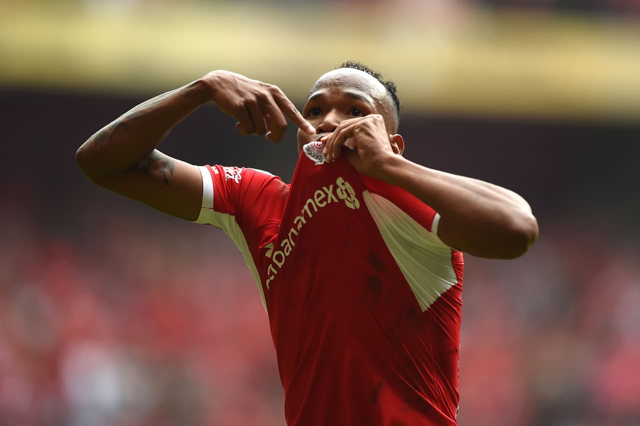 <b>Lo mejor: </b>con un jugador menos durante 64 minutos, el Toluca venció a unos dubitativos Tuzos con un golazo de Luis Quiñones, que peleó cada minuto del encuentro por su equipo.