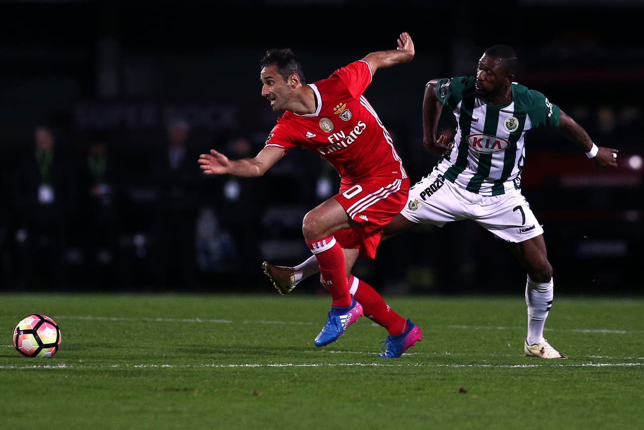 Setúbal venció 1-0 al líder Benfica