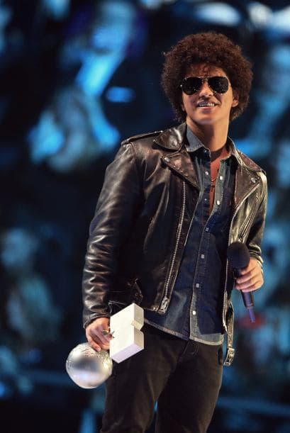 Una probadita de lo que podemos ver en el medio tiempo del Super Bowl XLVIII con Bruno Mars.
