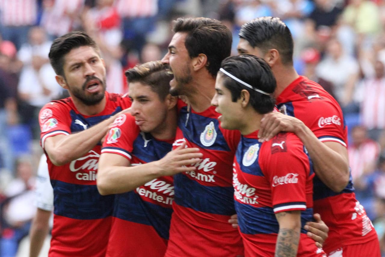 Oswaldo Alanís cobró un penal al minuto 9.