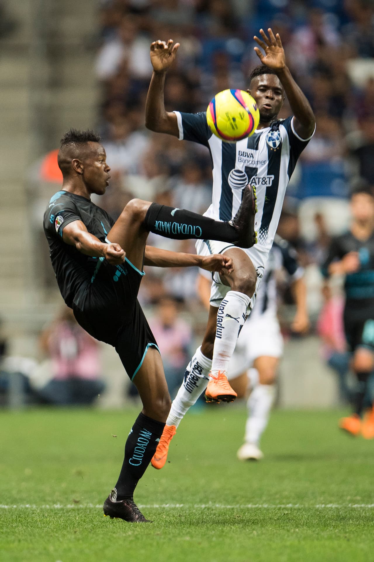 Avilés Hurtado igualó las acciones al minuto 48 con un golazo tras una gran conducción. Su disparo superó el intento de atajada de Tiago Volpi.
