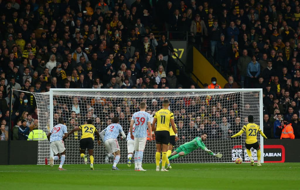 Joshua King, Ismaila Sarr, Joao Pedro y Emmanuek Dennis son los encargados de prolongar la pesadilla del United tras la victoria 4-1 del Watford sobre e Manchester United.