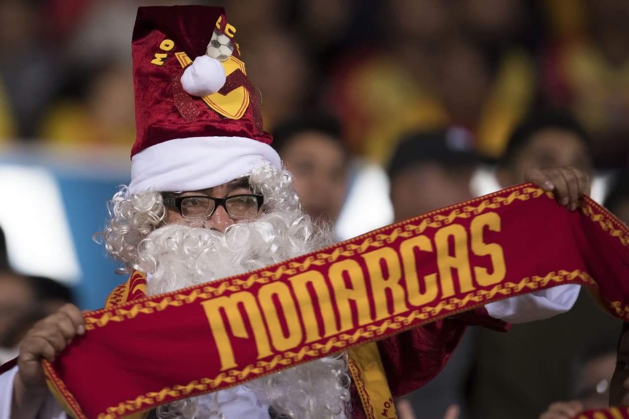 La navidad llegó al Morelos y Santa es de Monarcas.