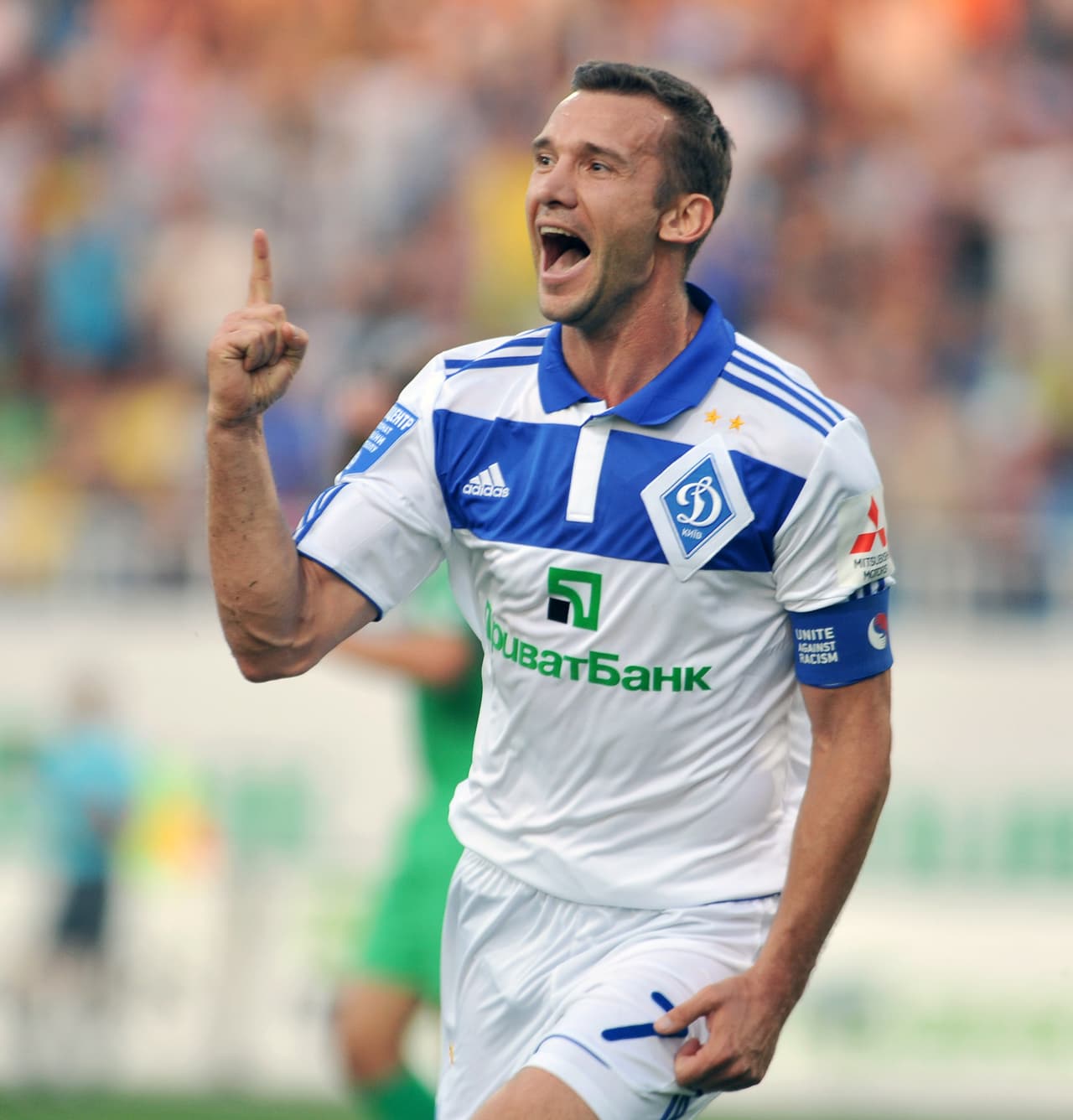 'Sheva' Shevchenko lo ganó todo con el AC Milán: Orejonas, Escudettos y títulos de goleo. Pero los colores de su alma eran los del Dynamo de Kiev de Ucrania (con el que llegó a semis de Champions en 1999). Se retiró en 2012 con 35 años de edad.