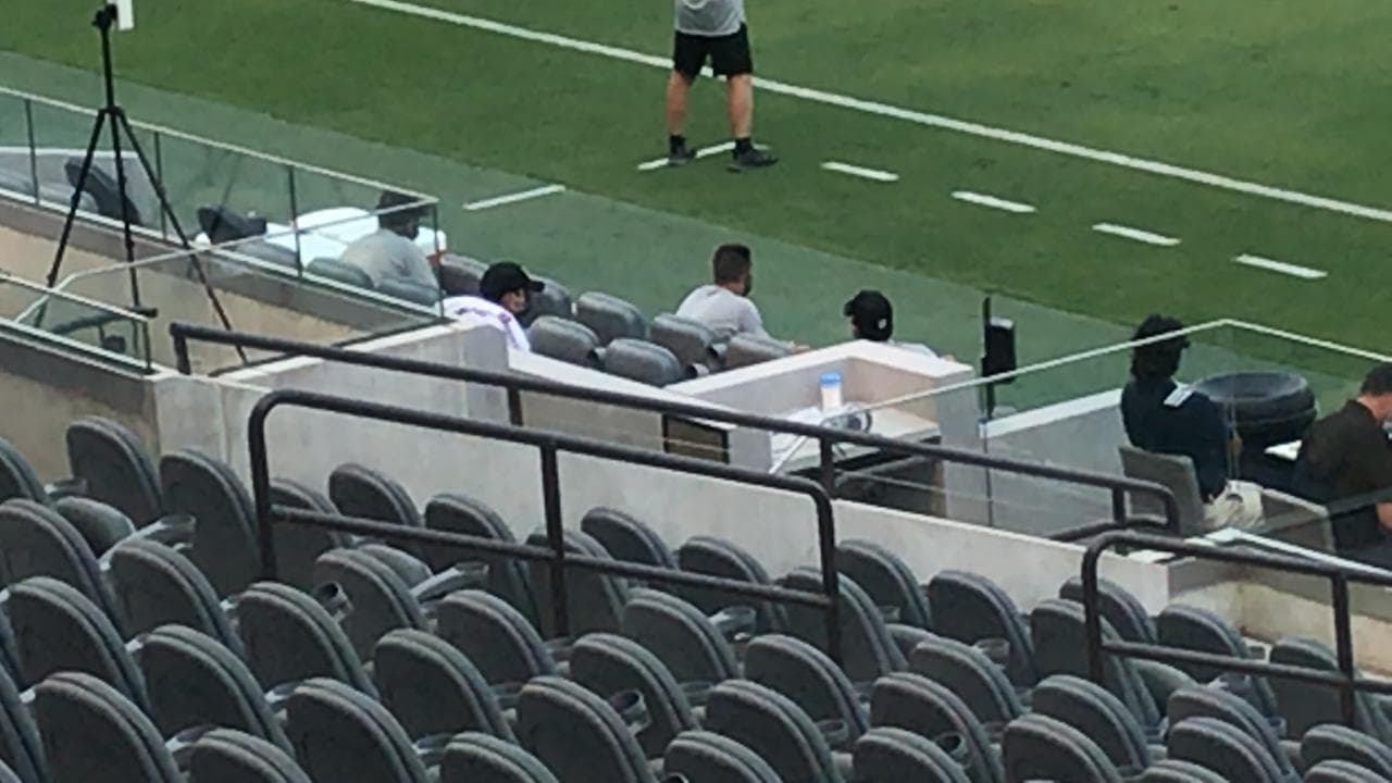 En una edición más del Clásico del Tráfico, el conjunto galáctico consiguió la victoria por dos goles a cero.