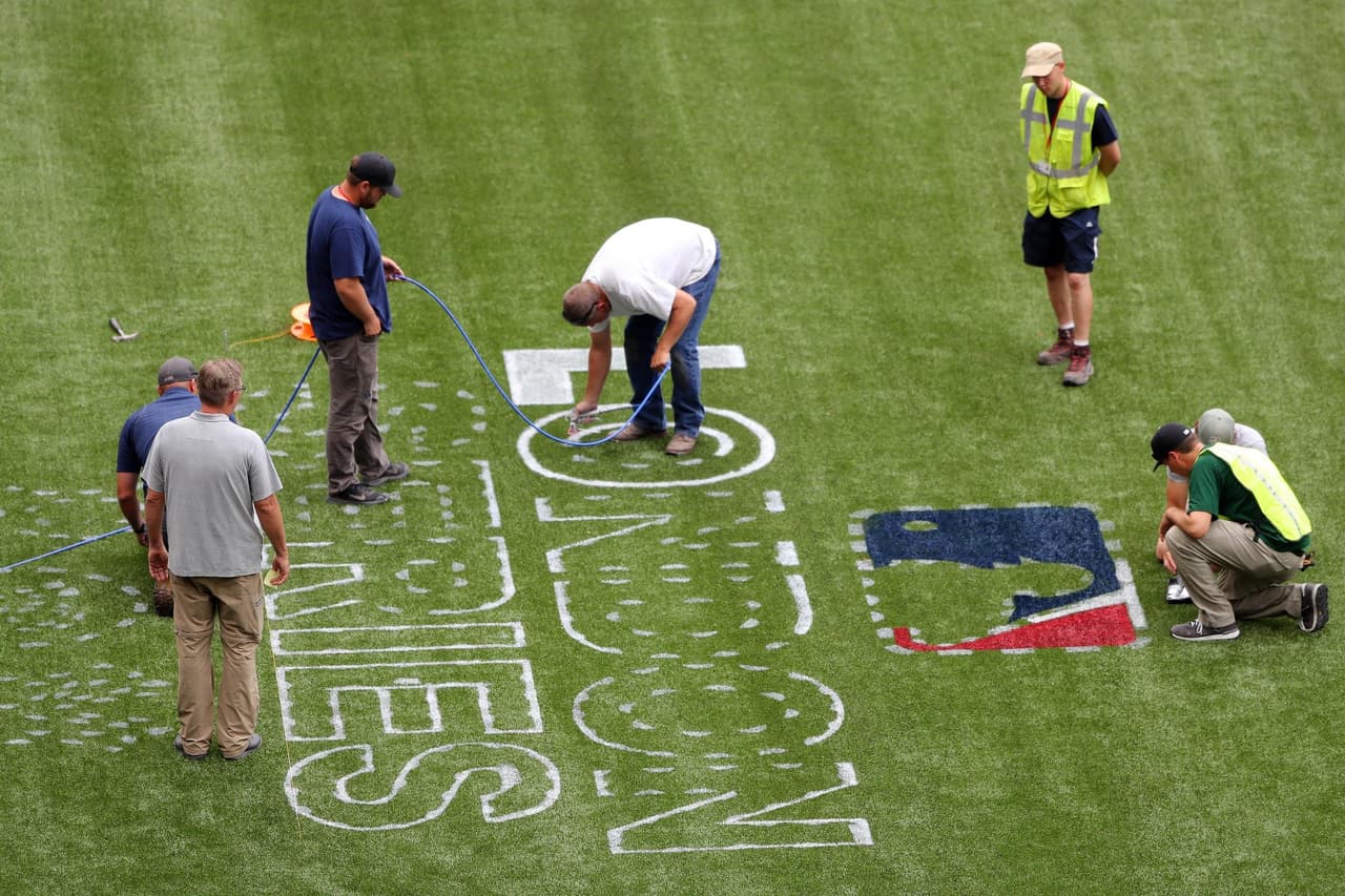 “Espero que los dos juegos en Londres sean vistos como un éxito”, le dijo Manfred a un grupo de reporteros durante las últimas Reuniones Invernales del Béisbol. “Hemos dedicado una tremenda cantidad de recursos. Estamos llevando la mayor rivalidad del béisbol, y quizás de todo el deporte, para dos juegos.