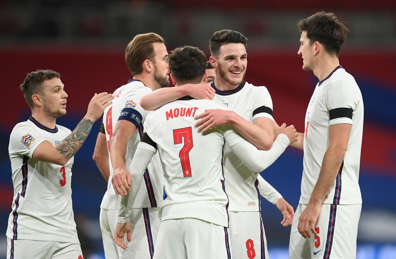 El cuadro inglés despachó a los islandeses 4-0 en Wembley; ambos terminaron su participación en la justa europea. | Rice (20’), Mount (24’) y Foden (80’, 84’) marcaron los tantos en la goleada. Islandia perdió sus seis encuentros de la fase de grupos; Inglaterra llegó a 10 unidades y concluyó en la tercera posición.
