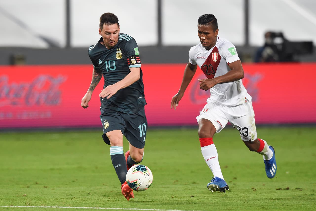 Con goles de Nicolás González y Lautaro Martínes, Argentina se impone en su visita a Perú.