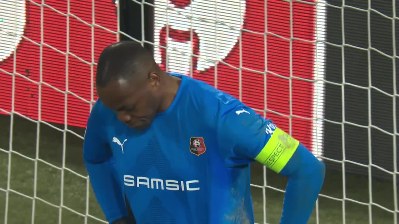 ¡GOL!  anota para Shakhtar Donetsk. Artem Bondarenko