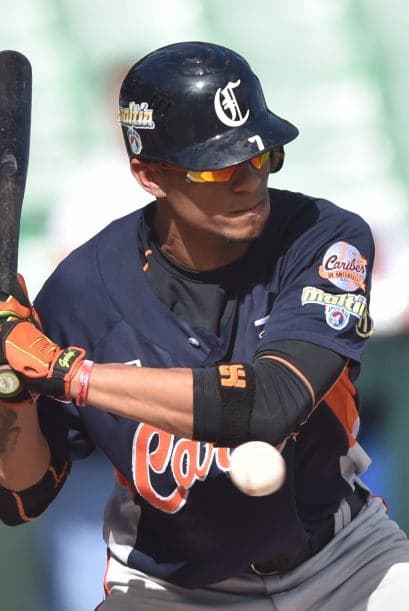 Los venezolanos repostaron en su próxima oportunidad ante el abridor Yoanni Yera, empezando por un triple remolcador de Gorksy Hernández y que hizo anotar a José Gil para empatar 1-1.