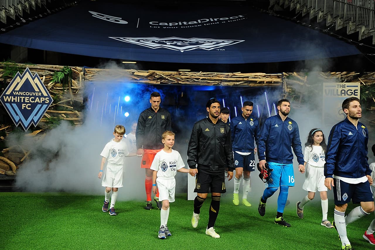 Tras perder el invicto, Carlos Vela aseguró: “Es más difícil jugar en cancha artificial”