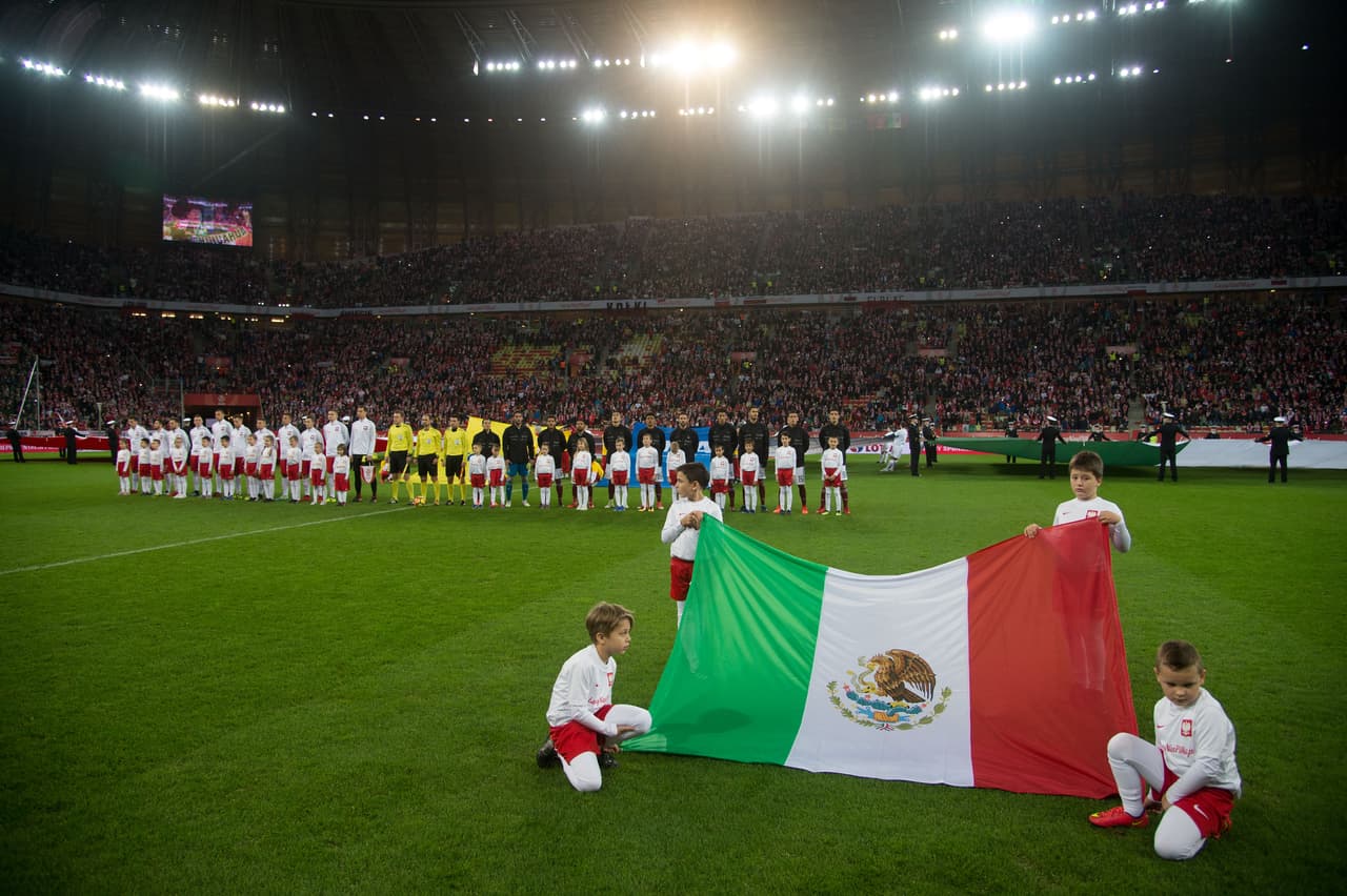 Buena asistencia en el Stadion Energa de Gdansk para presencia el el Polonia vs. México.