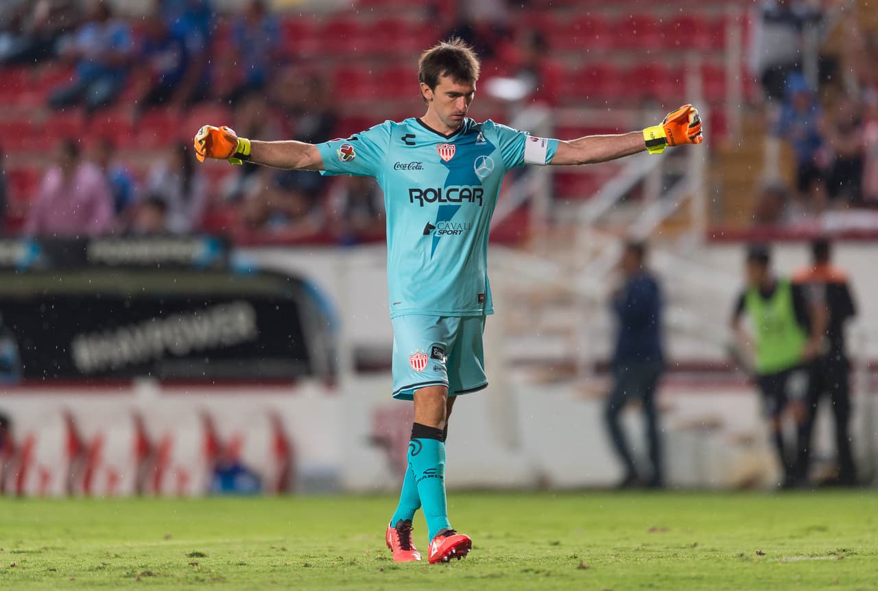 Marcelo Barovero fue pieza clave en el gol de los Rayos ya que la jugada comenzó con un extraordinario despeje suyo.