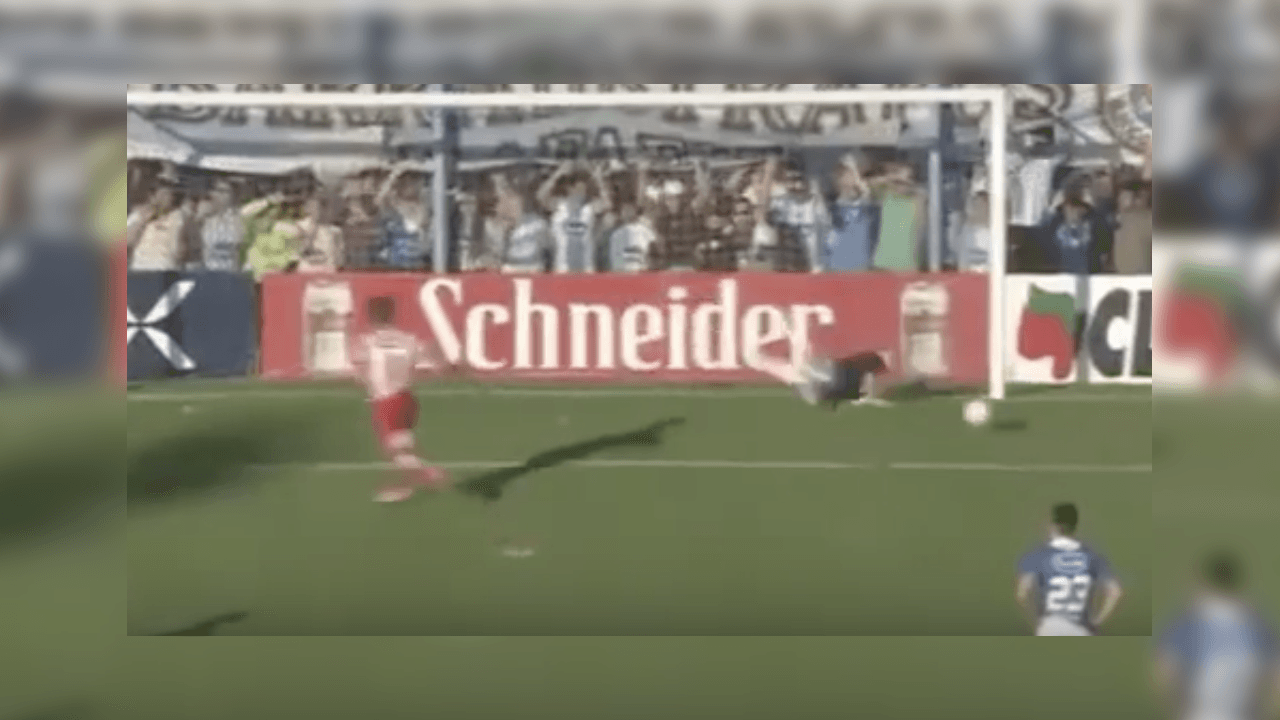 <b>Bastia a Riaño</b>
<br>6. Tras el 2015, Atlético de Rafaela fue superadao 3 a 2 ante Unión como local después de comenzar ganando 2 a 0. Carlos De Giorgis se fue expulsado por un violento foul dentro del área y el ‘Polaco’ Bastía ocupó su puesto. Claudio Riaño ejecutó el penal y el ex Racing lo contuvo arrojándose a su izquierda. Lamentablemente para Rafaela, el árbitro pitó el final segundos después.