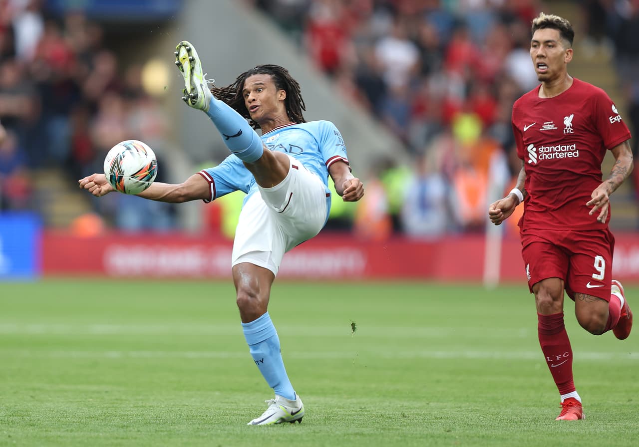 Liverpool venció al Manchester City con goles de Trent Alexander Arnold, Mohamed Salah y Darwin Núñez; por los Citizens descontó la 'Araña' Araujo.
