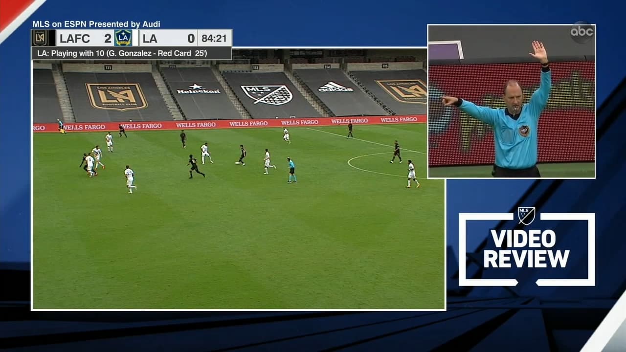 EL VAR anula el gol de Wright-Phillips y LAFC se pierde el segundo